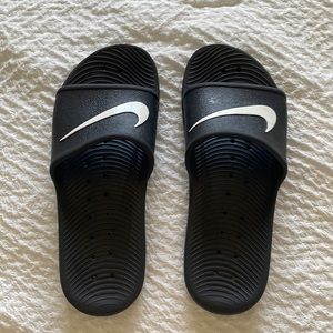 BARLEY USED. Nike womens slides size 10. Perfect for sport or summer shoes